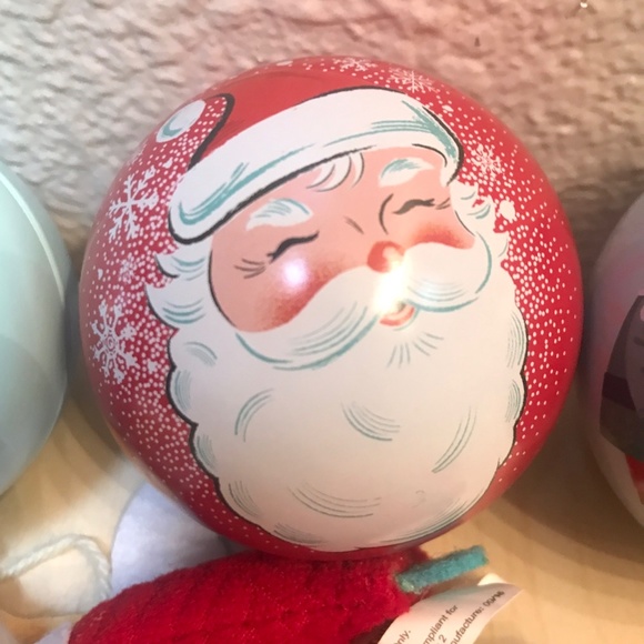 set of 4 Christmas Ornaments. 3 Metal spheres & 1 plush angel girl. NWT - Picture 3 of 6